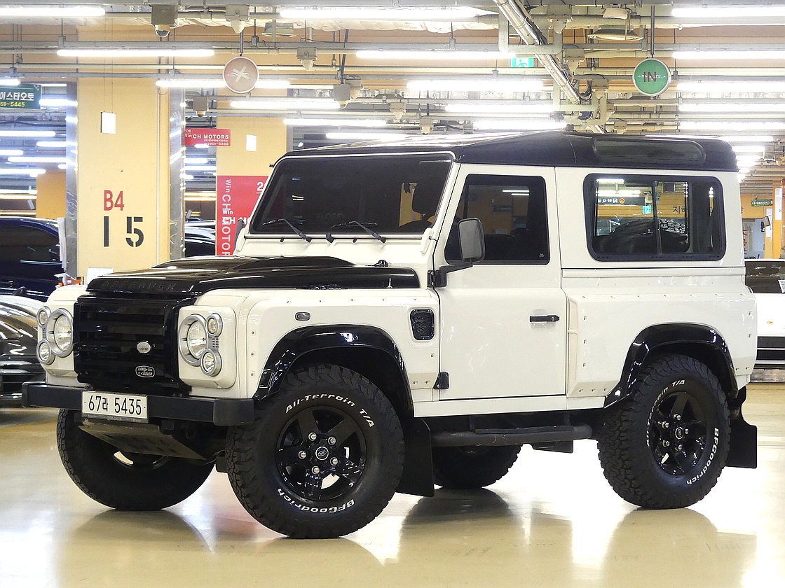 랜드로버 디펜더 90