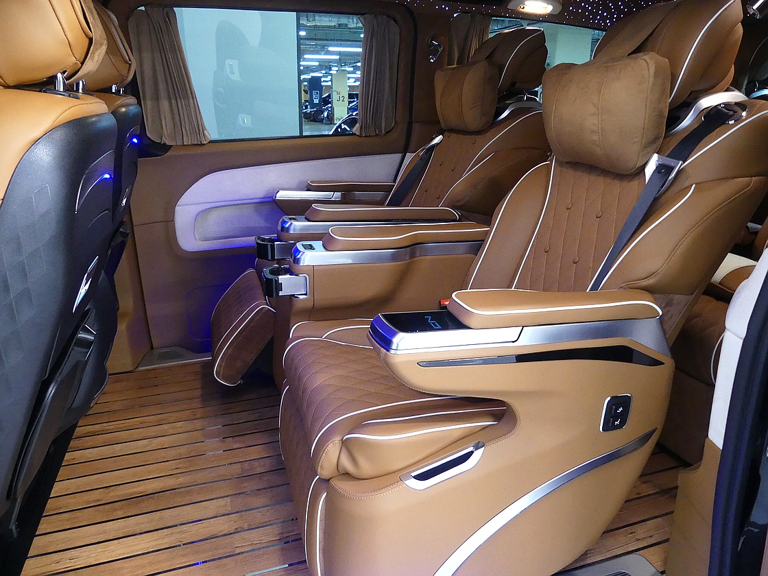 벤츠 V220 d 4매틱 하이리무진
