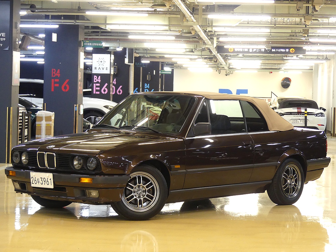 BMW 320i 컨버터블