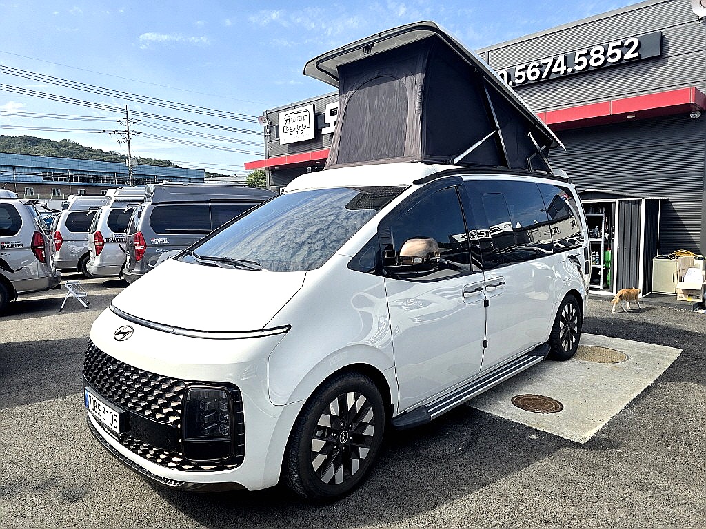 현대 스타리아 2.2 디젤 캠핑카 4WD