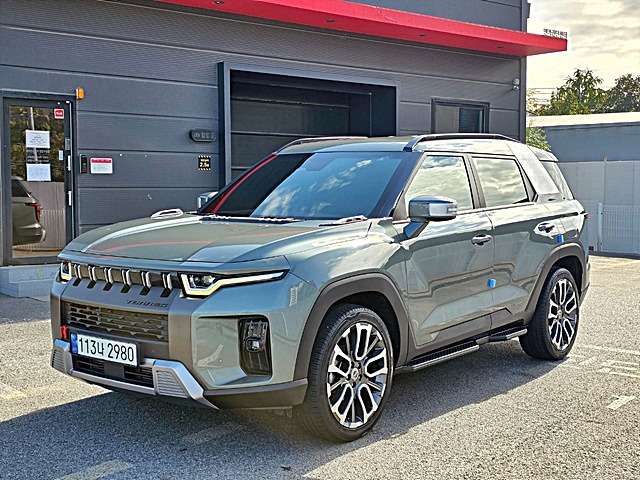 KG모빌리티 토레스 1.5 가솔린 2WD